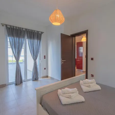 Villa Aegiali Sea View *